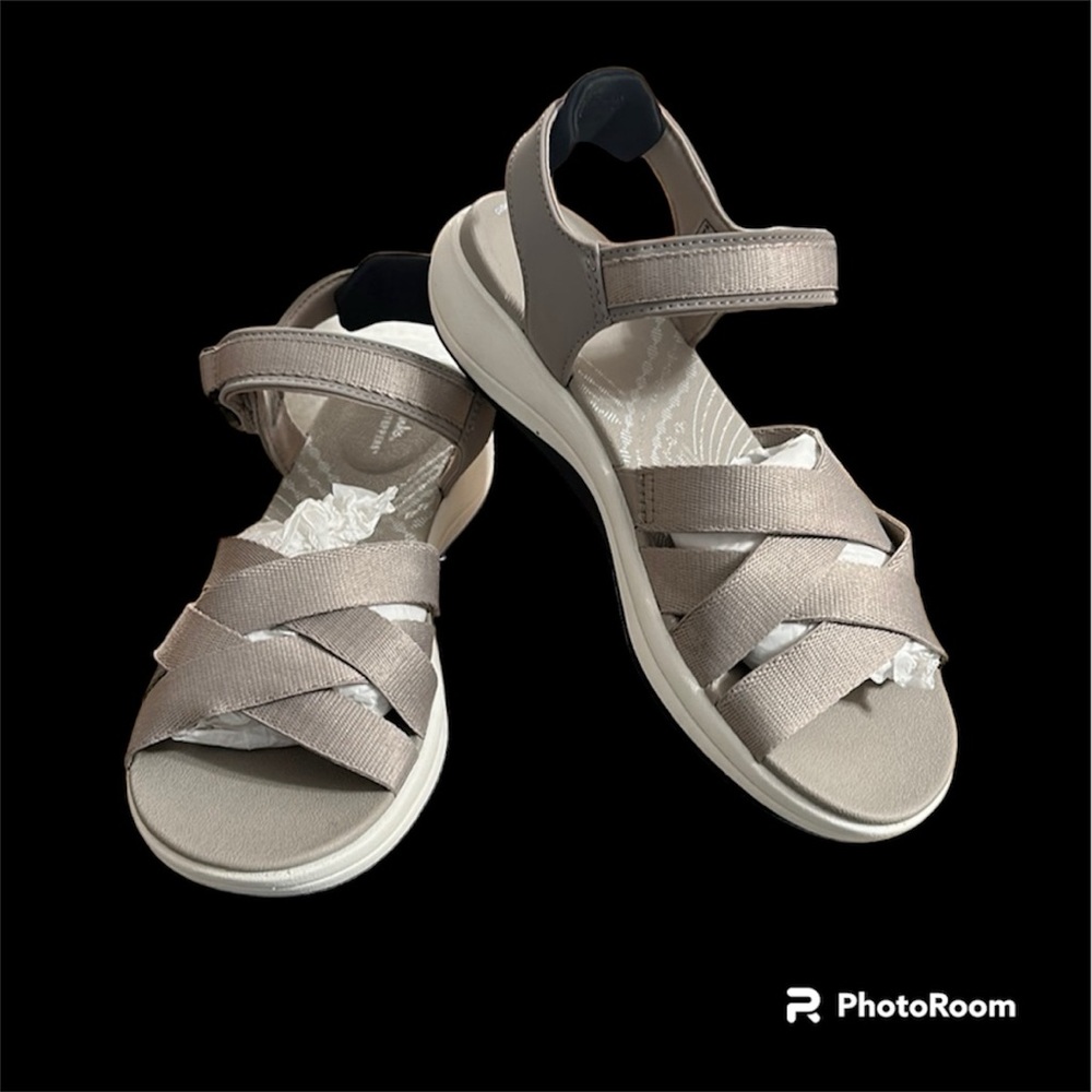 Cloudsteppers Mira Sandals Wide